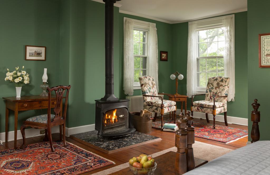 Brampton 1860 Bed & Breakfast Chestertown Bilik gambar